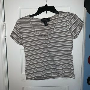 Striped cropped tee
